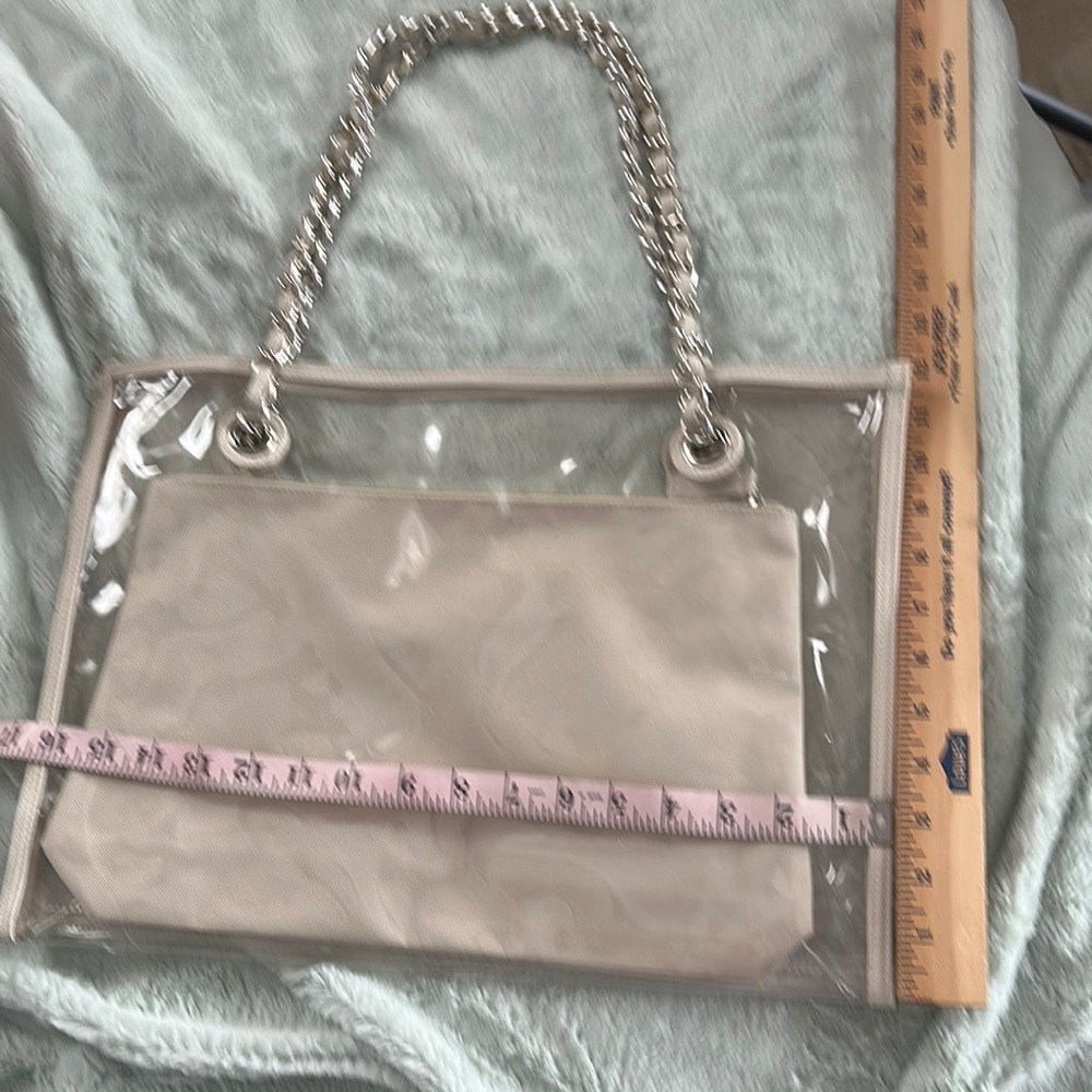Elizabeth Arden Cream Tote with Modern Transparent Design - Picture 2 of 11